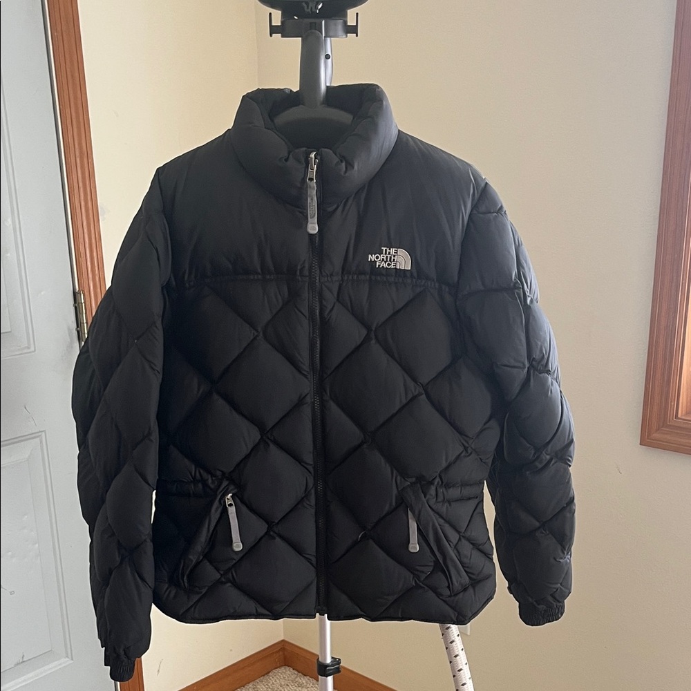 The North Face Women’s Quilted Black Puffer Jacket with Drawstring at Waist